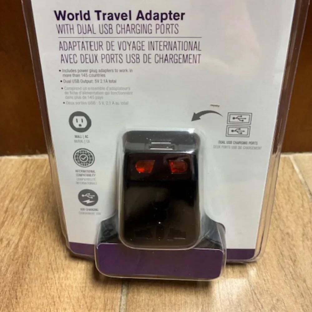 Targus World Travel Adapter w/dual USB charging ports